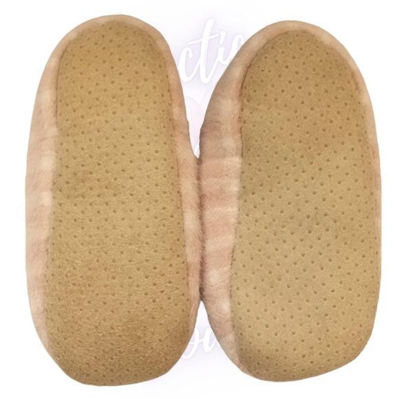 Women's Fuzzy Warm and Cozy Soft Plaid Slippers. 9" heel to toe inside - Picture 4 of 12